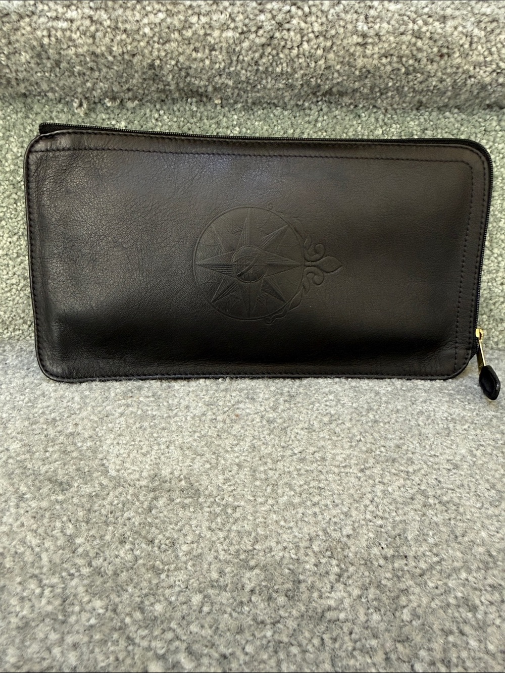 New Levenger Black Leather Zip Case